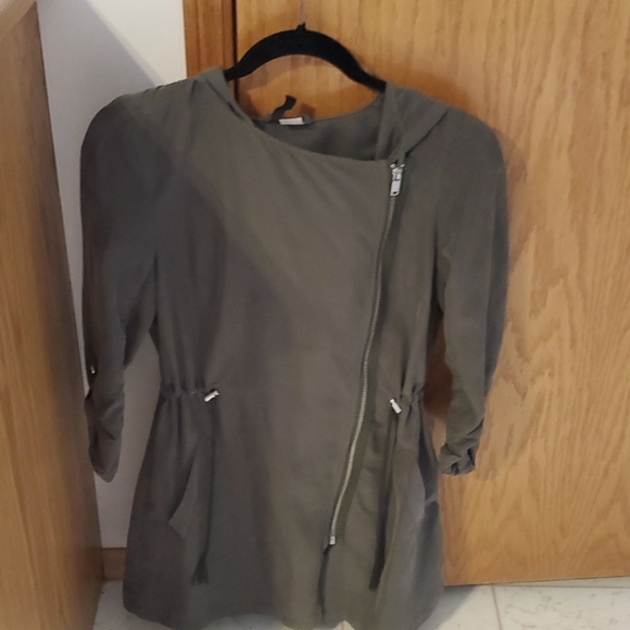 H & M Light Anorak Jacket - Picture 2 of 8